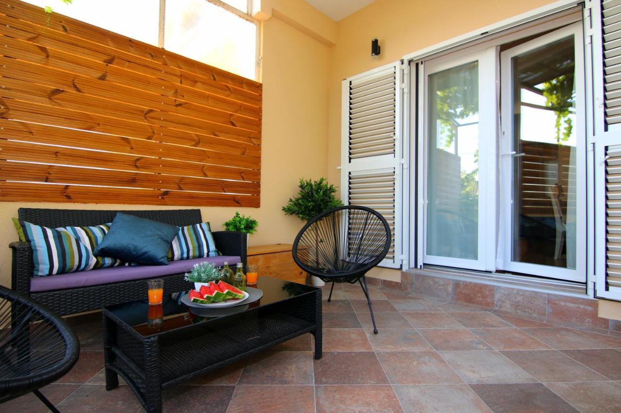 Apartments Tona Zaboric Exterior foto