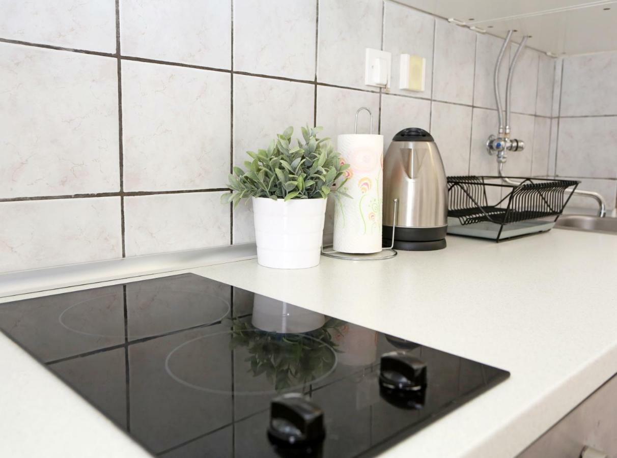 Apartments Tona Zaboric Exterior foto